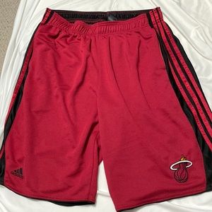 Adidas Men’s Miami Heat Basketball Shorts XL